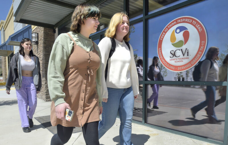 040523_SCVi_GUN_MARCH_DW_04A-800x508
